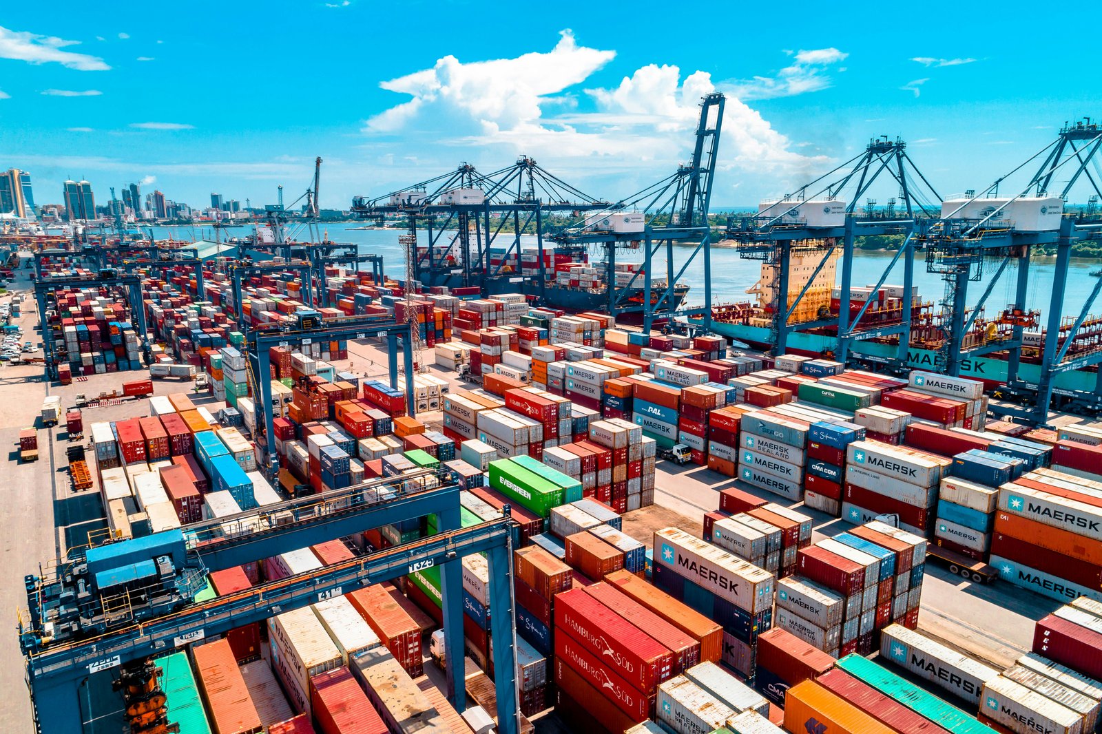 RouteNation logistics hero background